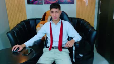 Snapshot of kygo_williams chatting on 11.17.25 Kygo online show from 11.17.25