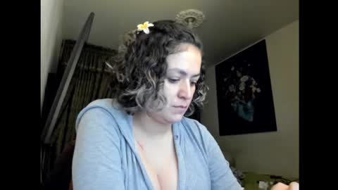 Snapshot of kyhara chatting on 02.20.26 kyhara online show from 02.20.26