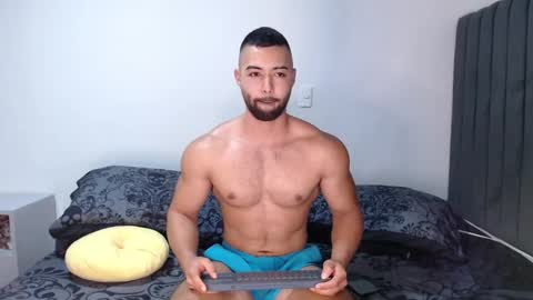 Snapshot of kyle_collinz chatting on 02.24.25 Kyle collinz online show from 02.24.25