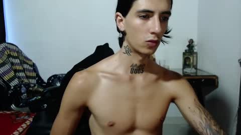 Snapshot of kyleer77 chatting on 03.12.25 kyleer77 online show from 03.12.25