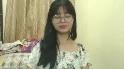 its me KYLIE online show from 11.26.25