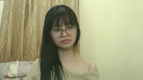 its me KYLIE online show from 11.28.25