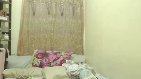 its me KYLIE online show from 12.14.25