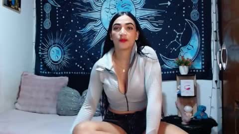 kylie online show from 09.19.25