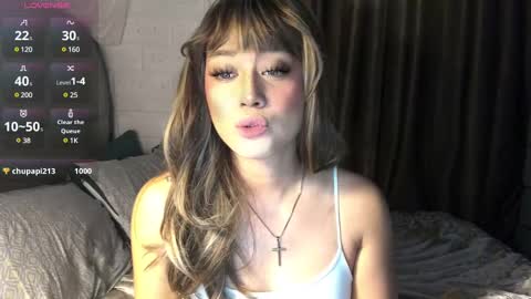 Snapshot of kylie_iyutera chatting on 12.05.24 kylie online show from 12.05.24