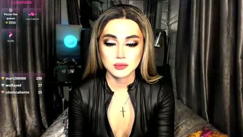 Snapshot of kylie_iyutera chatting on 01.03.25 kylie online show from 01.03.25