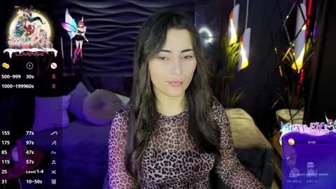 Snapshot of kylie_mellow chatting on 12.30.24 Kylie online show from 12.30.24