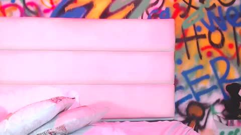 Snapshot of kyliebenson chatting on 02.03.25 Melissa online show from 02.03.25