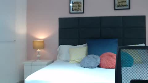 Snapshot of kyliebenson chatting on 02.12.25 Melissa online show from 02.12.25