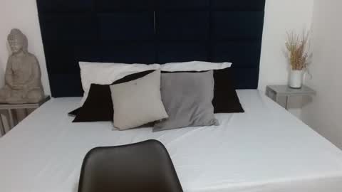 Snapshot of kyliebenson chatting on 03.10.25 Melissa online show from 03.10.25