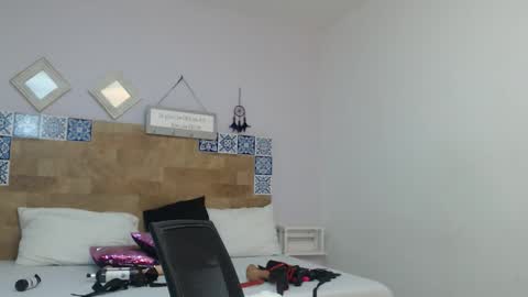 Snapshot of kyliebenson chatting on 11.09.25 Melissa online show from 11.09.25