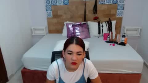 Snapshot of kyliebenson chatting on 11.19.25 Melissa online show from 11.19.25