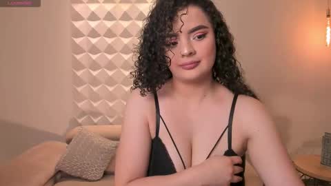 Kylie Jenkins online show from 11.08.25