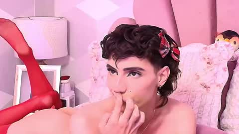 Kylie jl online show from 11.14.25