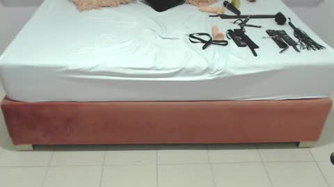 Kylie online show from 01.23.25