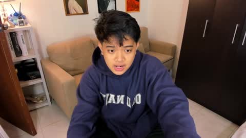 Snapshot of kyll_collins chatting on 02.26.25 kyll_collins online show from 02.26.25