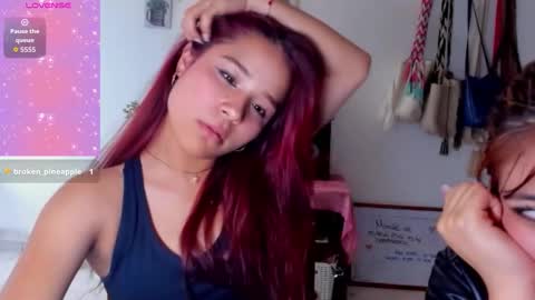 Snapshot of kyomi_beth chatting on 11.04.25 kyomi online show from 11.04.25