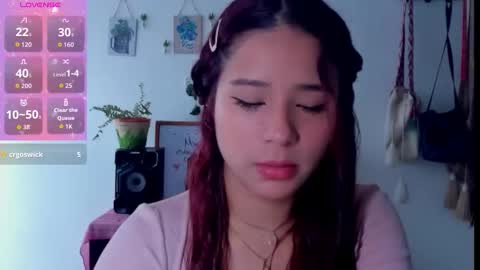 Snapshot of kyomi_beth chatting on 11.19.25 kyomi online show from 11.19.25