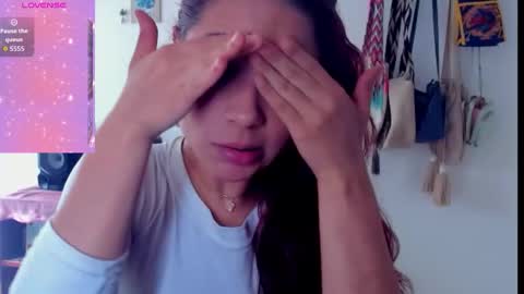 Snapshot of kyomi_beth chatting on 11.25.25 kyomi online show from 11.25.25