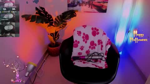 Snapshot of kyomi_chang chatting on 11.14.25 Kyomi online show from 11.14.25