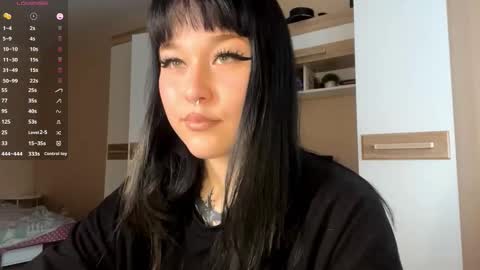 Eva online show from 11.23.25