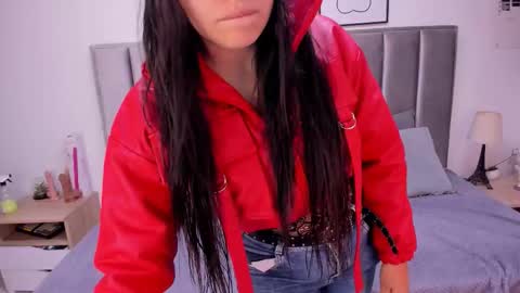 Emily  Laila  online show from 11.26.25