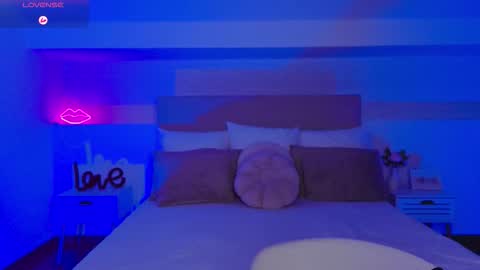 Margo  online show from 11.15.25