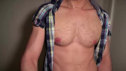 Snapshot of l3xxius chatting on 11.10.25 Alex online show from 11.10.25