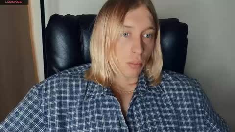 Adonis online show from 04.10.26