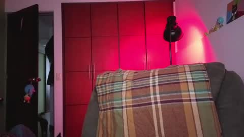 Snapshot of la_femme_fatale_ chatting on 05.21.26 Hanna FREE ONLYFANS online show from 05.21.26