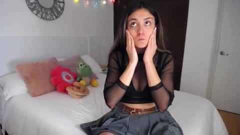 Snapshot of la_rola_ chatting on 03.03.26 Catalina online show from 03.03.26