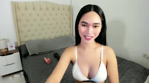 Snapshot of la_vida_lena_ chatting on 01.20.25 la_vida_lena_ online show from 01.20.25
