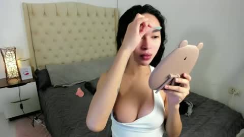 Snapshot of la_vida_lena_ chatting on 02.03.25 la_vida_lena_ online show from 02.03.25