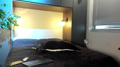 Snapshot of labrinthteasing chatting on 09.17.25 labrinthteasing online show from 09.17.25