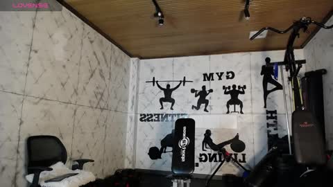 Snapshot of labrinthteasing chatting on 11.27.25 labrinthteasing online show from 11.27.25