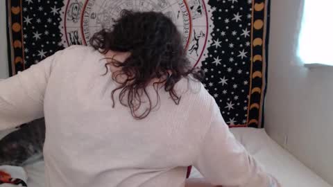 Lacey online show from 09.24.25