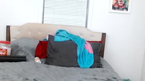 Lacey Phoenix online show from 02.19.25