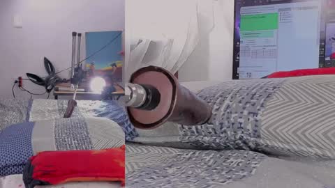 Snapshot of lacii_lost chatting on 12.23.24 LACI LOST online show from 12.23.24