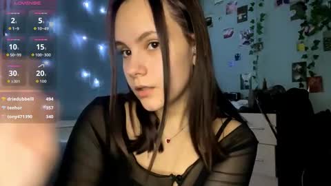 Sarah online show from 10.25.25