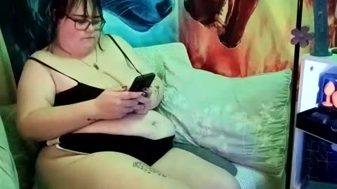 lacy_deville online show from 05.18.26