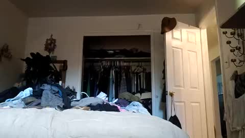 lacybell online show from 10.04.25