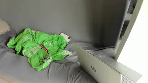 Akyra  online show from 04.13.26