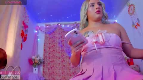 Laden And Juan online show from 12.04.25