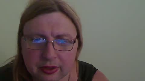 Snapshot of lady_delilah_ts chatting on 10.27.25 Delilah-Catherine online show from 10.27.25