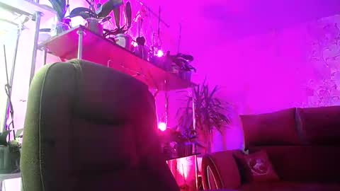 Snapshot of lady_gloria chatting on 01.11.25 Lady Gloria online show from 01.11.25