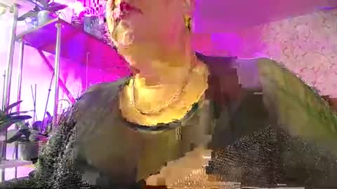 Snapshot of lady_gloria chatting on 10.19.25 Lady Gloria online show from 10.19.25