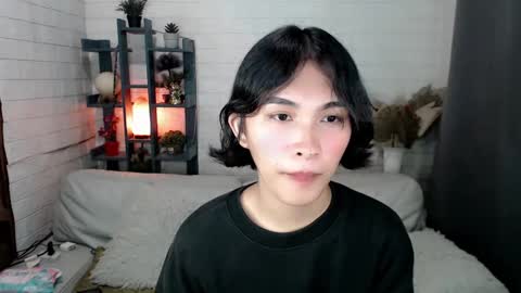   online show from 01.04.25