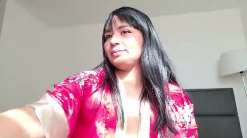 Snapshot of lady_ni chatting on 07.01.26 700 1300 -5 online show from 07.01.26