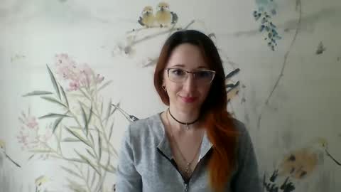 Snapshot of lady_noyabrina chatting on 10.27.25 Kira online show from 10.27.25