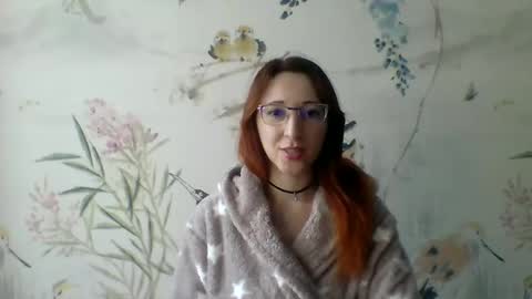 Snapshot of lady_noyabrina chatting on 11.25.25 Kira online show from 11.25.25